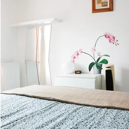 Charming F2- Private L'Ile-Saint-Denis