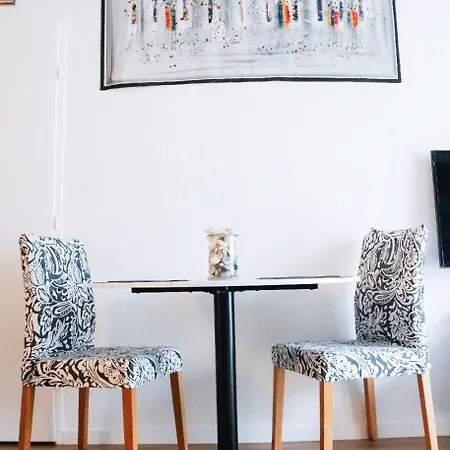 Charming F2- Private * L'Ile-Saint-Denis